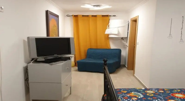 Lisbon Hostel Terminal 4, Забронировать Хостел Хостелы Лиссабона, рядом с São José, Хостел