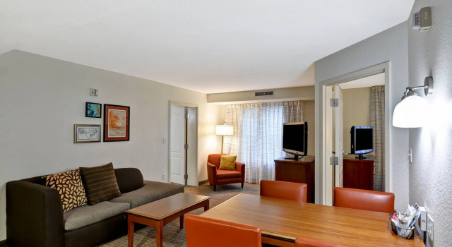 Люкс с 2 комнатами Residence Inn by Marriott Morgantown Medical Center Area