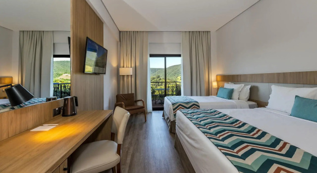 Japy Golf Resort, Забронировать Курортный отель Кабреува штат Сан-Паулу