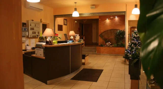 Hôtel Aster, Varaa Hotelli  