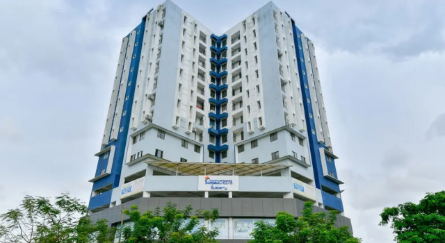 OYO 16140 Home Exotic 1BHK Kakkanad, Забронировать Апартаменты/квартира Отели штата Кералы с парковкой, Парковка