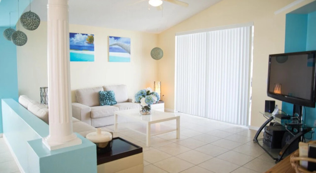 Paradise Island by Orlando Short Term, Rezerwuj Hotel Hotele w Kissimmee z basenem, Basen