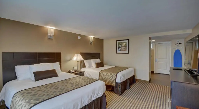 Четырёхместный номер Standard The Putney Inn