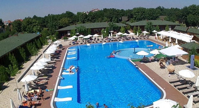 Kompleks Otdykha Elki-Palki, Rezerwuj Dom wakacyjny Hotele w Odessa region z basenem, Basen