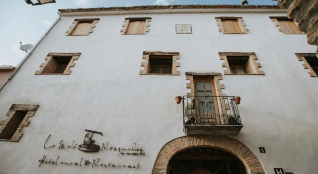 Hotel Rural Lo Moli de Rosquilles, Забронировать Отель Отели Дельты Эбро с бассейном, Бассейн