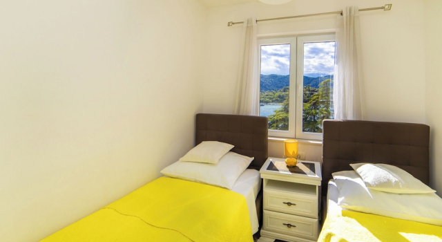 Apartment Karlo