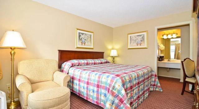 Двухместный номер Standard с балконом Americas Best Value Inn Chillicothe