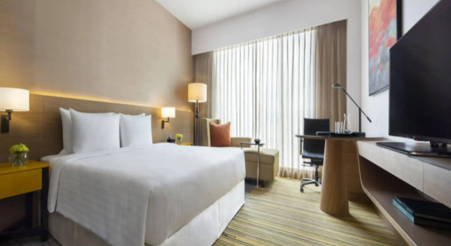Courtyard by Marriott Bengaluru Outer Ring Road, Rezerwuj Hotel Hotele w Bangalore z parkingiem, Parking