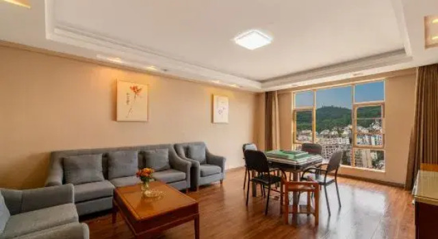 Люкс Fengrongxuan Hotel