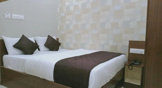 Одноместный номер Deluxe Olivia Inn And Suites