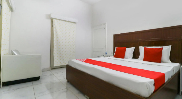 OYO 60535 New Amar, Rezervovat Hotel Patiála 