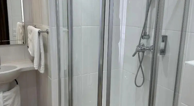 Двухместный номер Standard Churchill Hotel Bayeux Centre