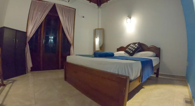 Семейная вилла с 3 комнатами с видом на сад Villa Girilena