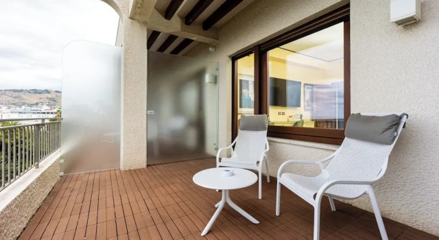 Полулюкс Reggio Suite Luxury