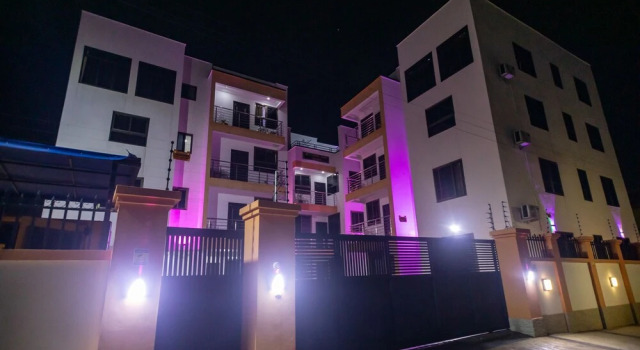 Executive Large Room With Ensuite, Book Lejlighed Hoteller i Greater Accra med parkering, Parkering