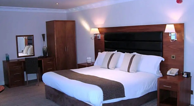 Номер Executive Waterton Park Hotel