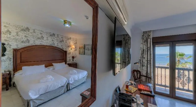 Двухместный номер Standard с балконом и с видом на море Hotel Playa de Regla
