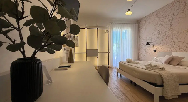 Трёхместный номер Standard с балконом Albergo Perseo