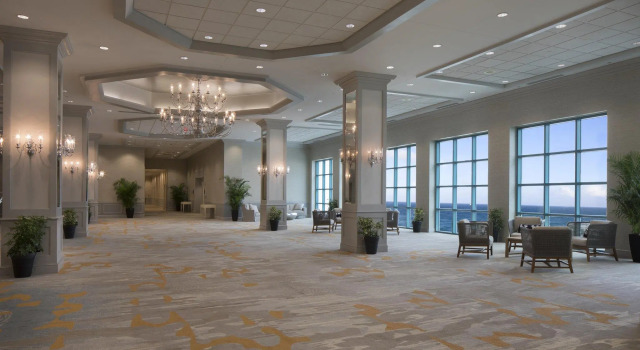 Hilton Daytona Beach Resort, Забронировать Курортный отель Отели Дейтона-Бич с парковкой, рядом с Базилика Святого Димитрия, Парковка