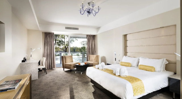 Двухместный номер Deluxe с видом на реку Swan River Hotel