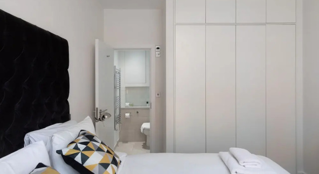 Апартаменты Luxury home.ly - London West End Apartments