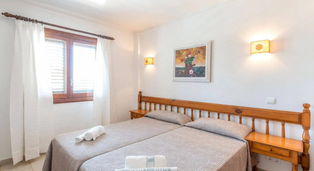 Pierre & Vacances Ros Ibiza, Book Apartment Hotels in Ibiza with a Pool, Swimming Pool