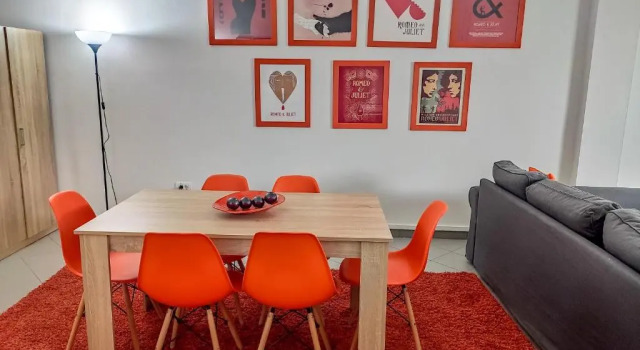 Patras Juliet House, Prenota Appartamento Hotel a Peloponneso con parcheggio, Parcheggio