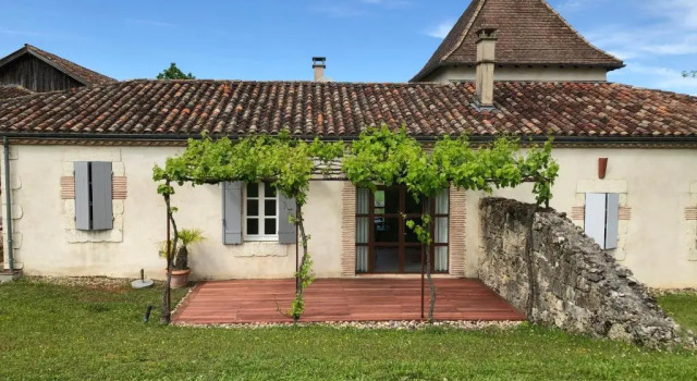 Коттедж Le Hameau des Coquelicots
