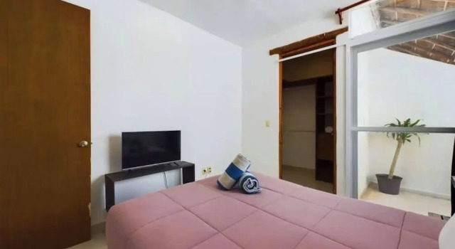 Chic 1BR With Pool & Parking Close to ADO