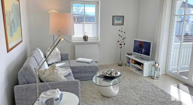 Villa Wilhelmine - Whg 03 Kreidezimmer, Забронировать Вилла Отели Остзебад-Зеллин с парковкой, рядом с Зеллинский музей янтаря, Парковка