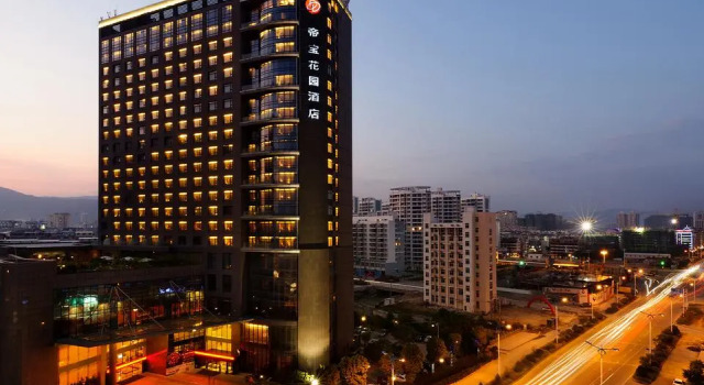 Двухместный люкс Depo Hotel