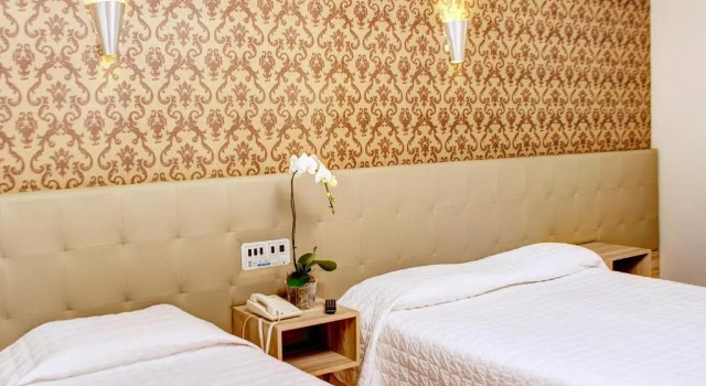 Номер Deluxe Curitiba Palace Hotel