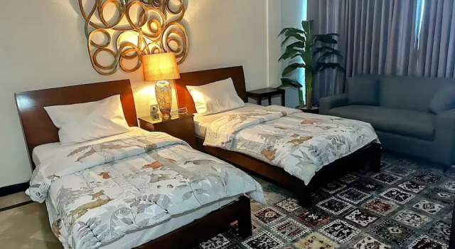 Люкс Royal Serviced Cottages