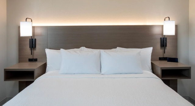 Номер Standard GrandStay Hotel & Suites Algona