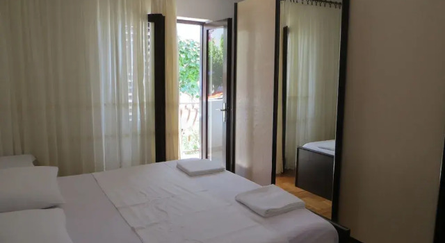 Двухместный номер Standard с балконом Apartments and Rooms Rogosic