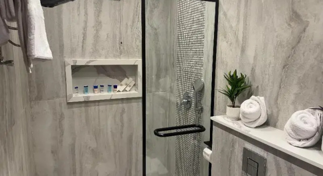 Люкс с красивым видом из окна Palacio Pyramids Hotel