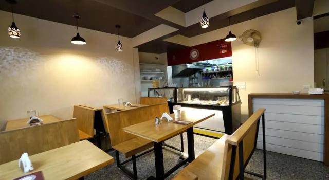 Ss Crown Inn, Rezervovat Hotel Hotely v Bangalore s parkováním, Parkování