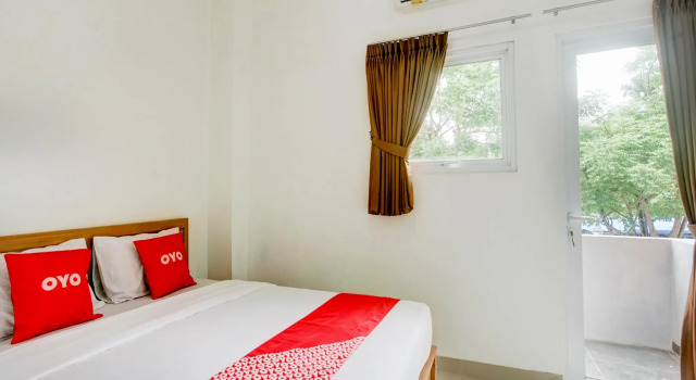 OYO 90180 Ava Guesthouse, Rezerwuj Hotel Bandar Lampung Sumatra