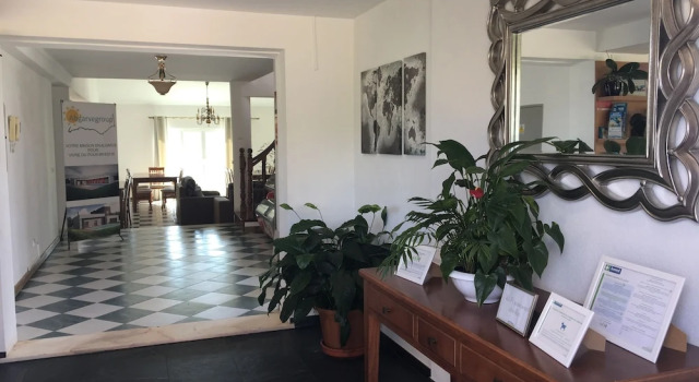 Ah Villas, Rezervovat Hotel Hotely v Quelfes s bazénem, Bazén