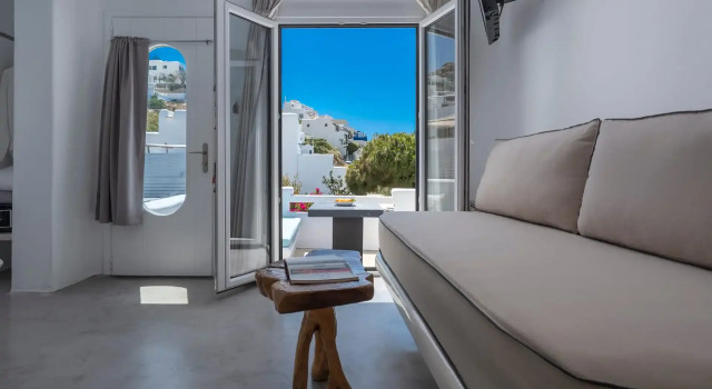 Люкс с видом на море Flaskos Luxury Suites