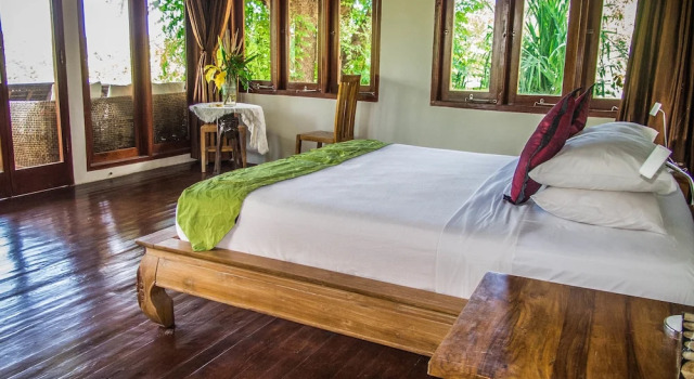 Двухместный номер Deluxe с балконом и с видом на море Twin Island Villas & Dive Resort