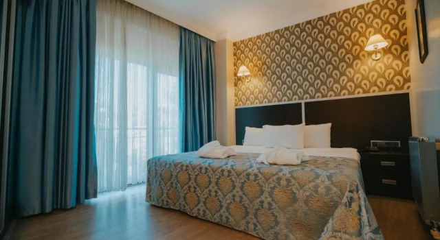 Junior Suite 216 Castle Hotel