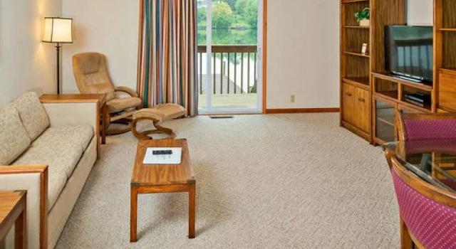 Mariner`s Pointe Resort, Reservar Resort Crossville Tennessee