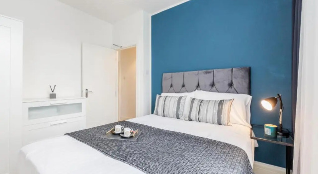 2 Bedrooms Serviced Apartment ExCel Exhibition Centre, O2 Arena, Stratford Olympic City, Forest Gate, Central London, Varaa Huoneisto Asunnot kohteessa Merseyside, Huoneisto