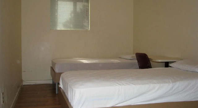 525 Inn, Varaa Hotelli Toronto 