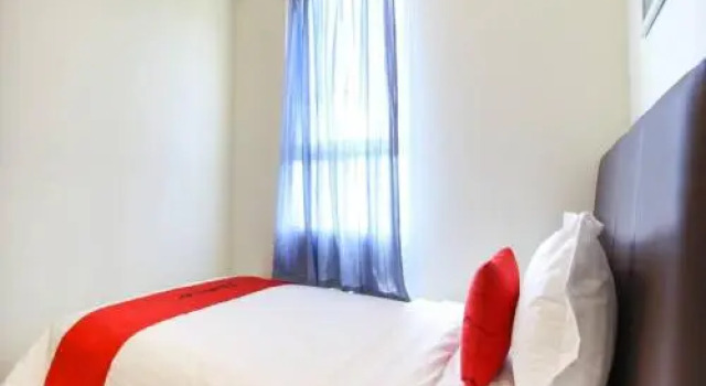 RedDoorz Plus @ Laksda Adisucipto Street