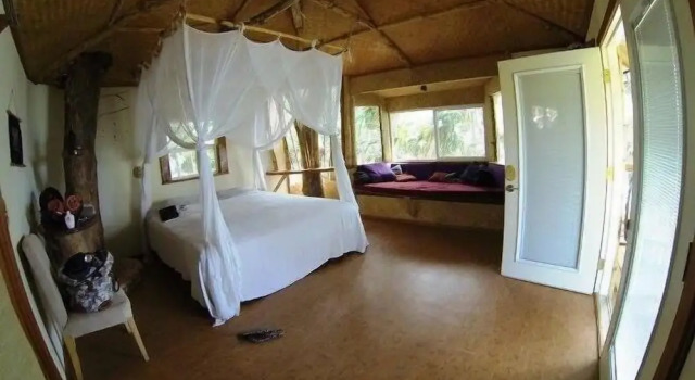Bungalow med altan med udsigt over vandet Mandala Resort