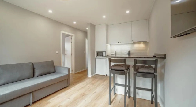 Коттедж Crystal Palace Garden Stylish Apartment