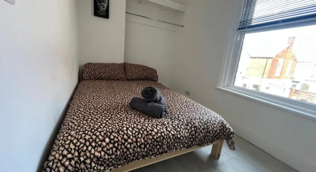 Апартаменты Safari Apartment, Free Parking, 10Min Walk To Blackpool tower, sleeps 12