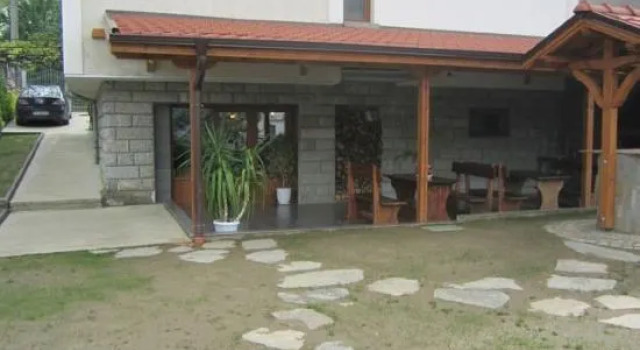 Slavina Guest House